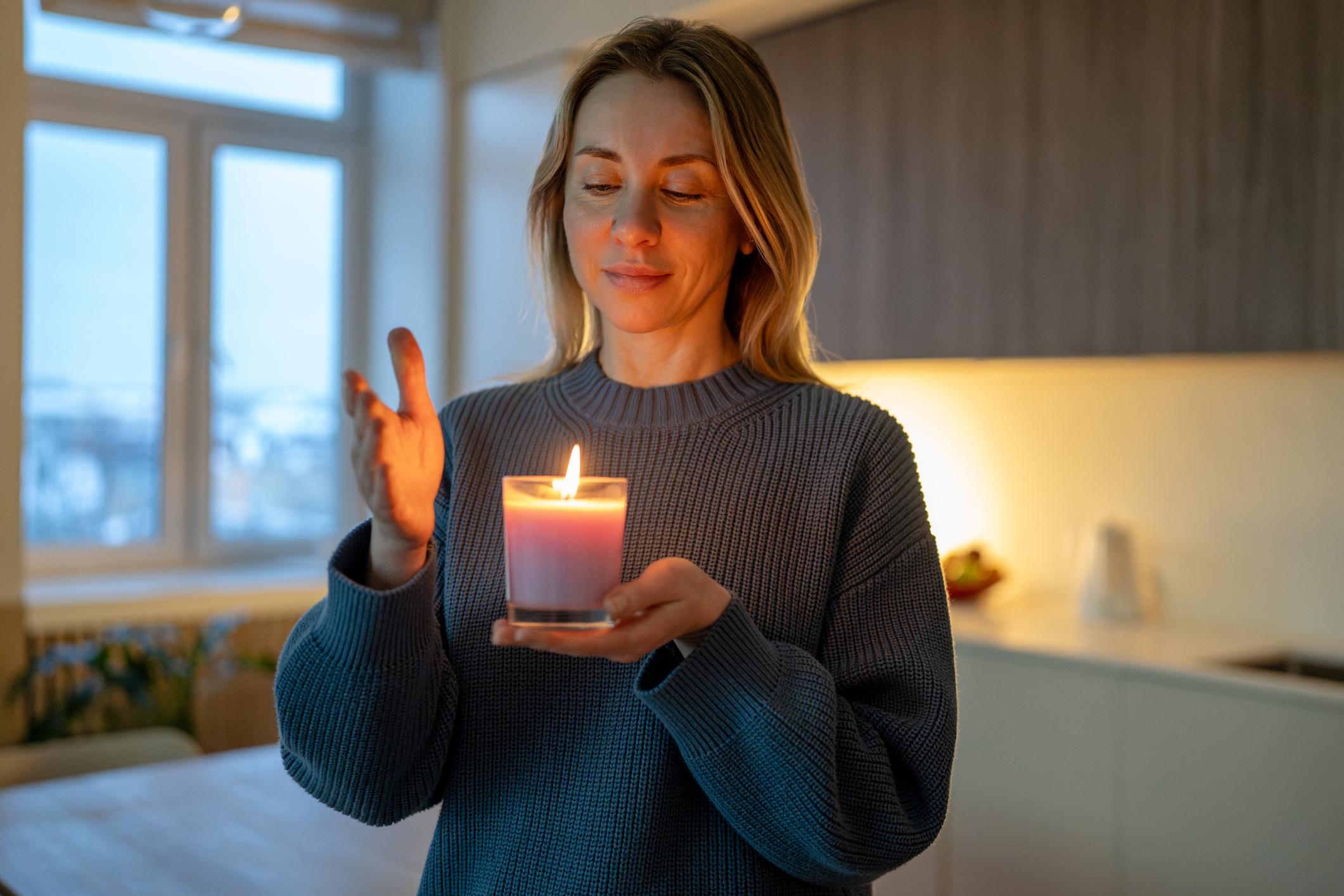 Menghadirkan Kehangatan Melalui Pilihan Wewangian di Setiap Sudut Rumah